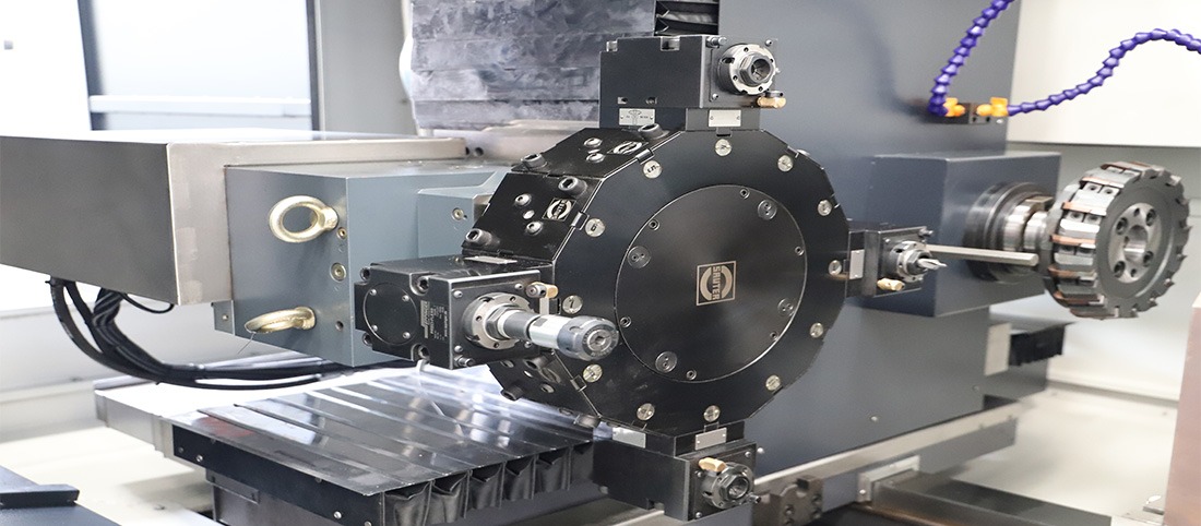 kompozit makine aracı