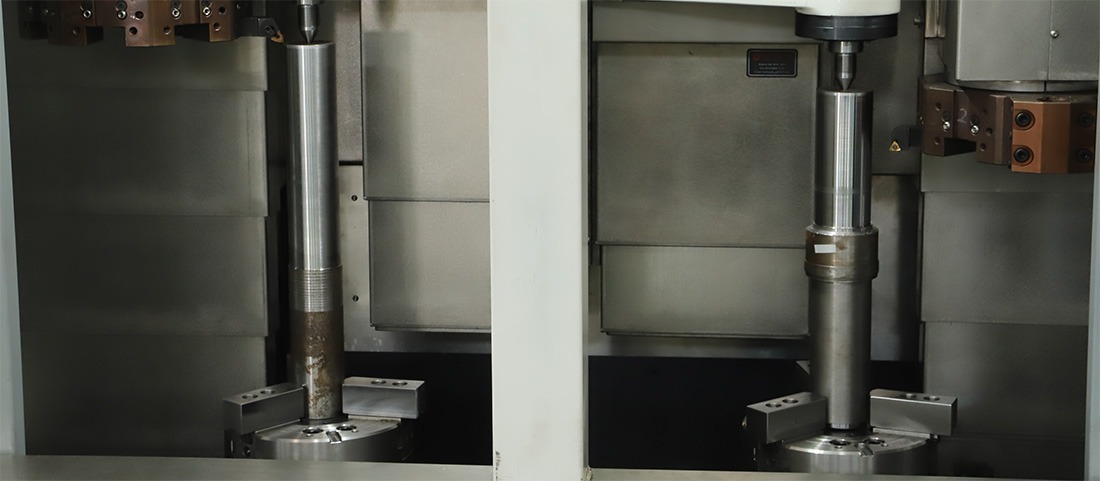 &Ccedil;ift Servo CNC Dik Torna